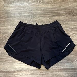 Lululemon hottie hots! NWOT!